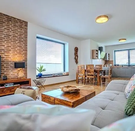 Vysoke Tatry C Pre 5 Az 7 Osob Apartment Mlynica